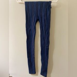 Woman’s blue leggings